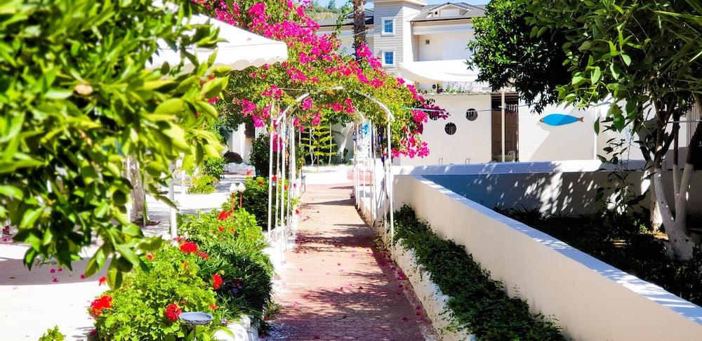 Erendiz Garden Hotel Kemer Exteriör bild